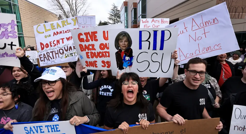 Sonoma State University geology students crowd into Seawolf Plaza, Thursday,...
