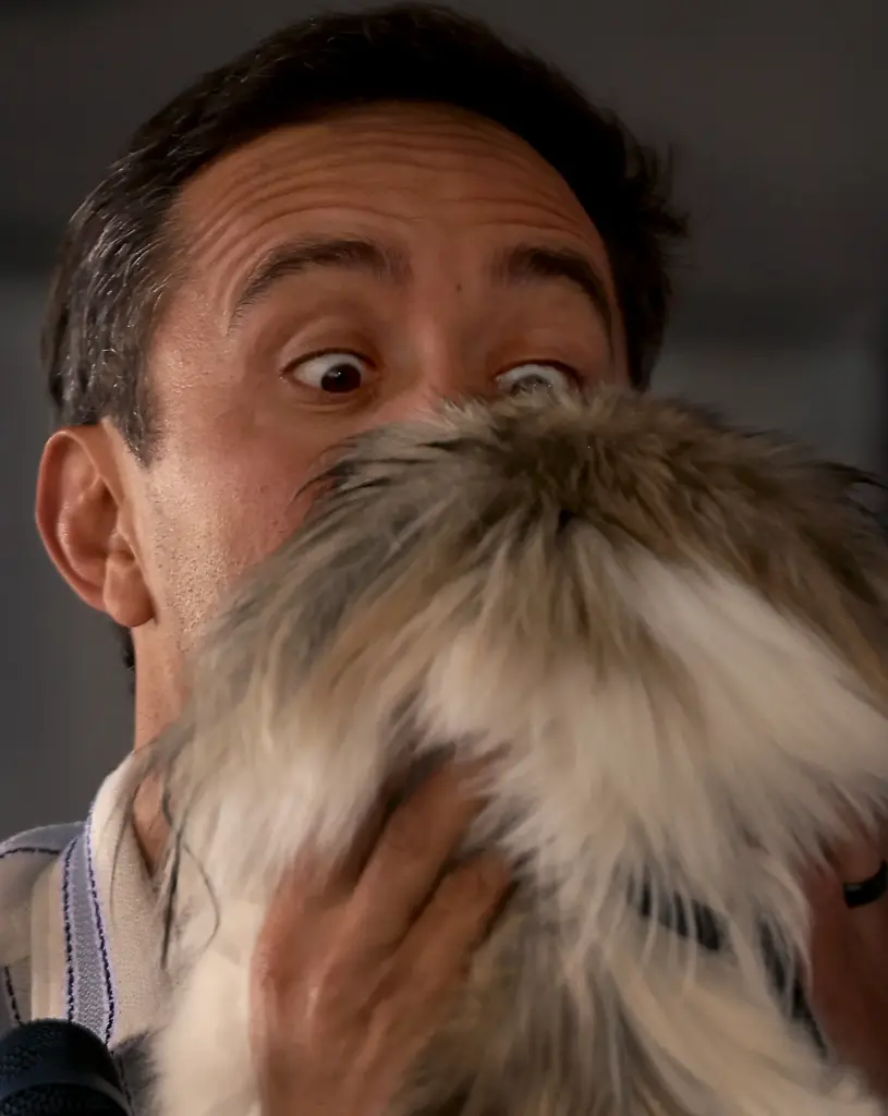 Dog judge and NBC Corespondent Gadi Schwartzn meets eyeball to...