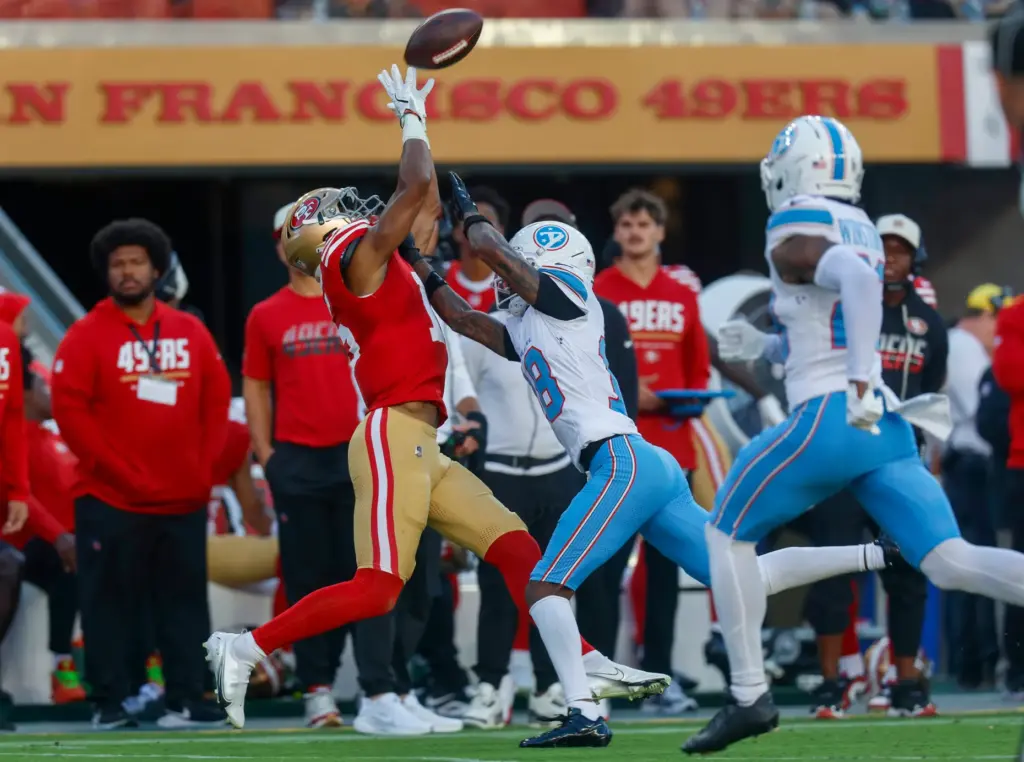 San Francisco 49ers' De'Zhaun Stribling (15) makes a catch for...