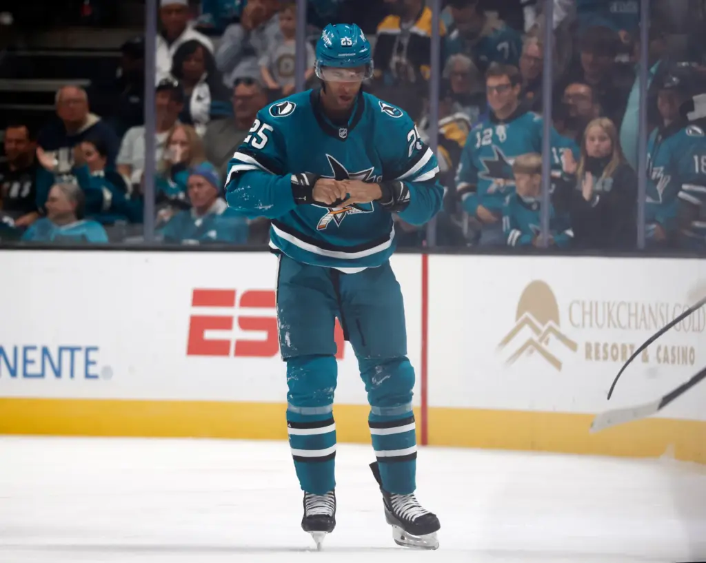 San Jose Sharks' Darnell Nurse (25) holds his finger after...